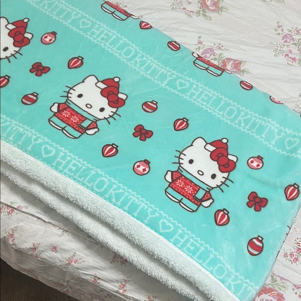 Hello Kitty Teal Christmas Blanket full/queen